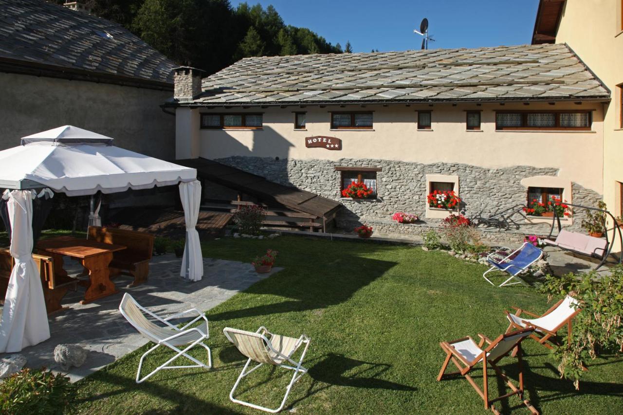 Hotel Etoile Des Neiges Oulx Exterior foto
